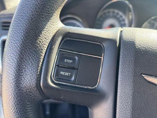 2012 Chrysler 200 LX