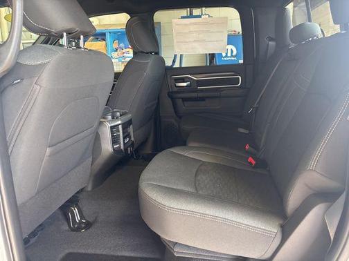 2025 RAM 2500 Big Horn Crew Cab 4x4 6'4' Box