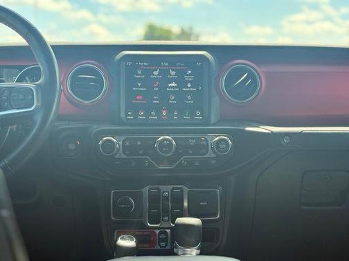 Black Clearcoat 2021 Jeep Gladiator Rubicon