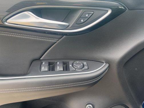 2022 Buick Envision FWD Preferred