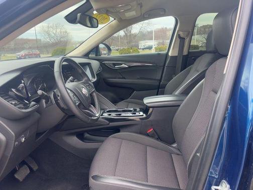 2022 Buick Envision FWD Preferred