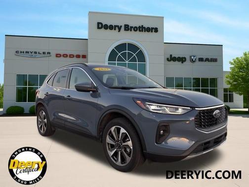 2025 Ford Escape Platinum