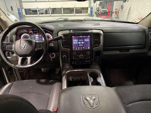 2018 RAM 2500 Big Horn Crew Cab 4x4 8' Box