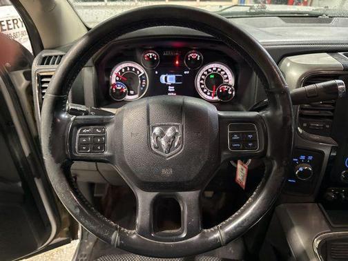 2018 RAM 2500 Big Horn Crew Cab 4x4 8' Box