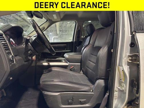 2018 RAM 2500 Big Horn Crew Cab 4x4 8' Box