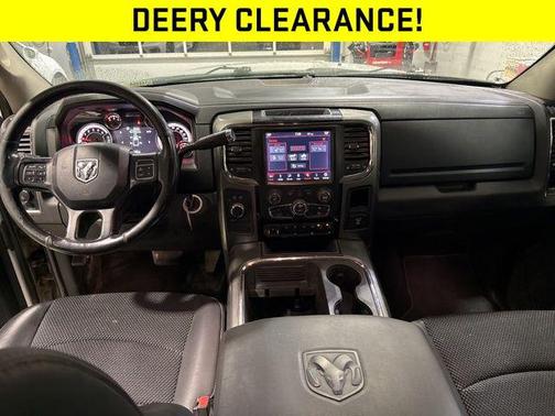 2018 RAM 2500 Big Horn Crew Cab 4x4 8' Box