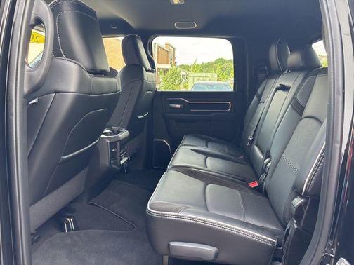 2025 RAM 2500 Laramie Crew Cab 4x4 6'4' Box