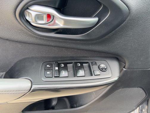 2014 Jeep Cherokee Sport