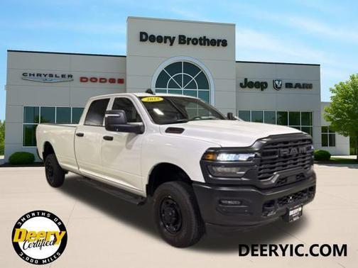 2025 RAM 2500 Tradesman Crew Cab 4x4 8' Box