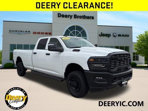 2025 RAM 2500 Tradesman Crew Cab 4x4 8' Box