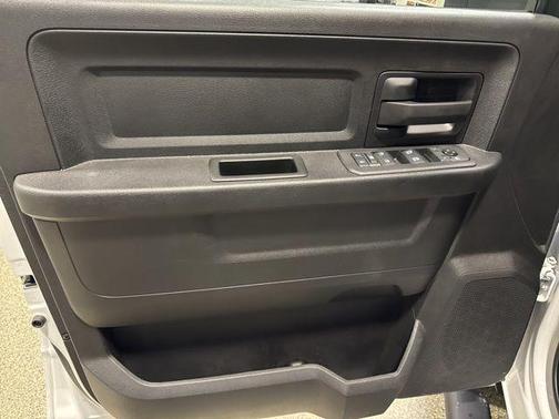 2025 RAM 2500 Tradesman Crew Cab 4x4 8' Box