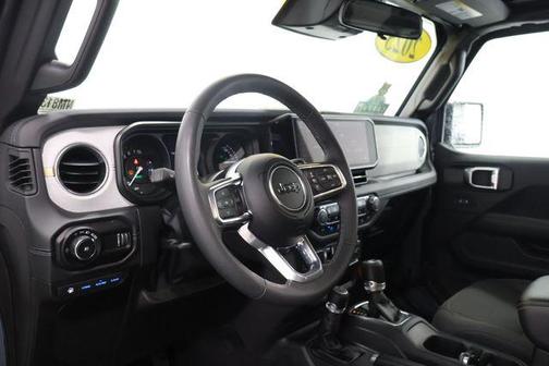Anvil Clearcoat 2025 Jeep Wrangler 4xe Sahara