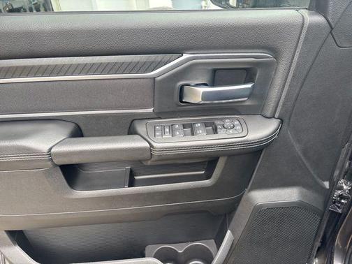 2025 RAM 2500 Lone Star Crew Cab 4x4 6'4' Box