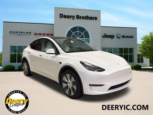 2022 Tesla Model Y Long Range Dual Motor All-Wheel Drive