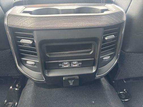 2025 RAM 2500 Laramie Crew Cab 4x4 6'4' Box
