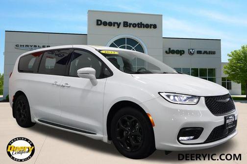 2022 Chrysler Pacifica Hybrid Touring L