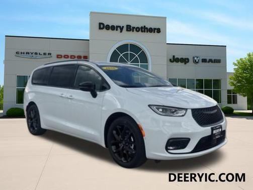 2026 Chrysler Pacifica Limited