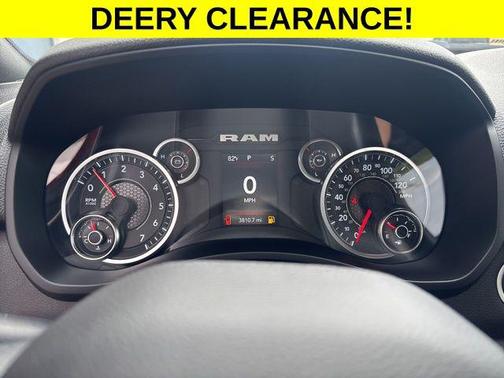 2024 RAM 2500 Tradesman Regular Cab 4x4 8' Box