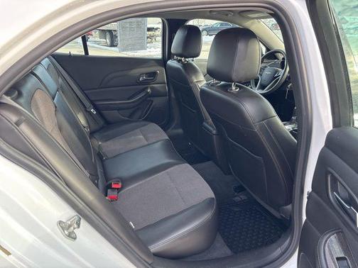 2015 Chevrolet Malibu 1LT