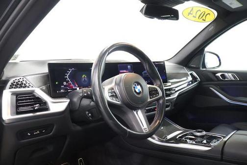 Black 2024 BMW X5 M60i