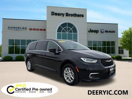 2024 Chrysler Pacifica Touring L