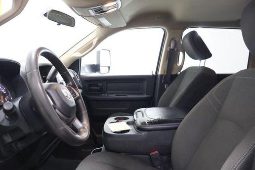 2020 RAM 2500 Tradesman Crew Cab 4X4 8' Box