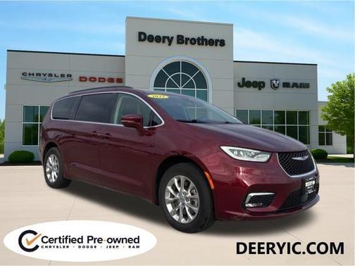 2022 Chrysler Pacifica Touring L