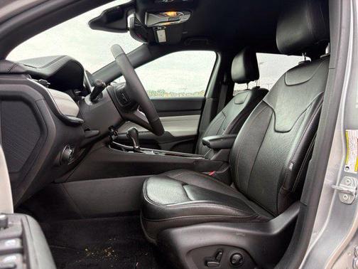 Billet Silver Metallic Clearcoat 2023 Jeep Compass Limited