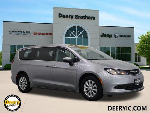 2017 Chrysler Pacifica Touring