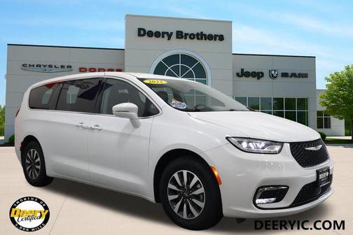 2022 Chrysler Pacifica Hybrid Touring L