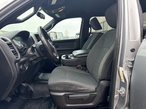 2021 RAM 2500 Tradesman Crew Cab 4x4 6'4' Box