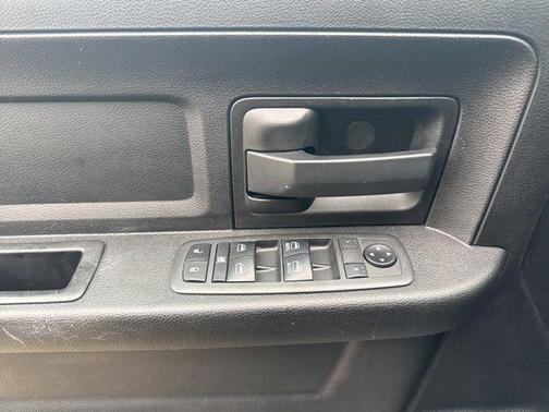 2021 RAM 2500 Tradesman Crew Cab 4x4 6'4' Box