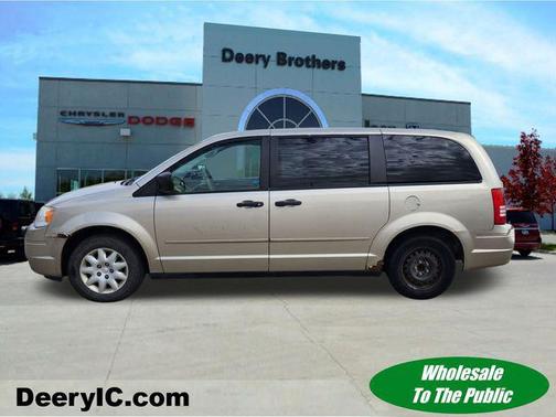 2008 Chrysler Town & Country LX