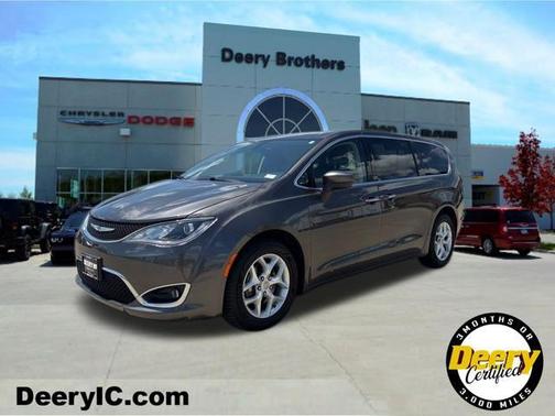 2017 Chrysler Pacifica Touring