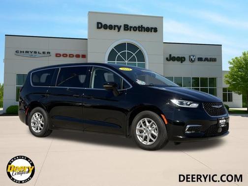 2024 Chrysler Pacifica Touring L