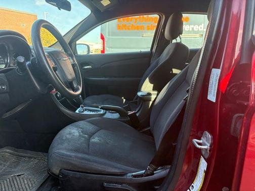 2013 Chrysler 200 LX