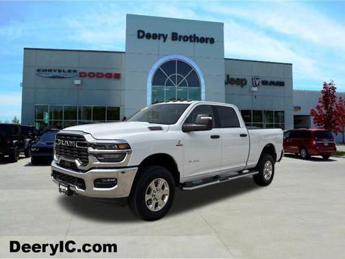 2025 RAM 2500 Big Horn Crew Cab 4x4 6'4' Box