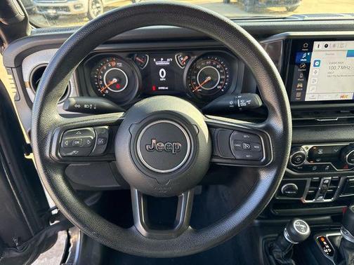 2024 Jeep Gladiator Nighthawk