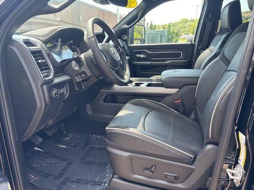 2025 RAM 2500 Laramie Crew Cab 4x4 6'4' Box