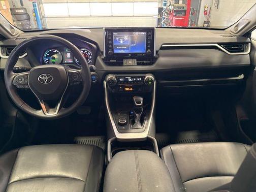 2021 Toyota RAV4 Hybrid XLE Premium