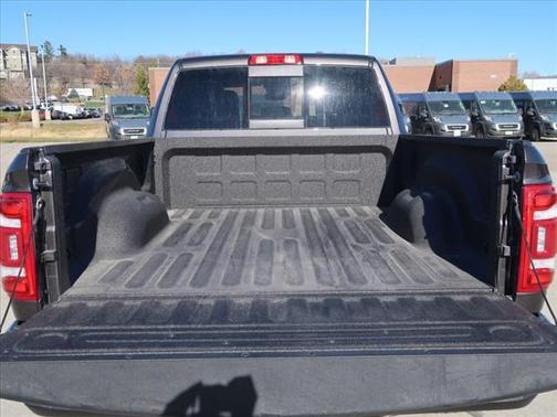 2024 RAM 2500 Tradesman Crew Cab 4x4 6'4' Box