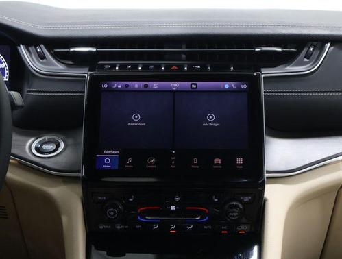 Silver Zynith 2023 Jeep Grand Cherokee Limited