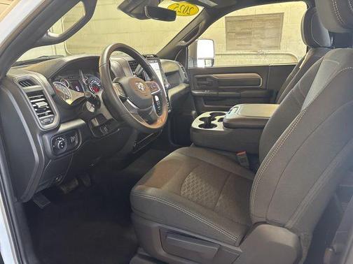 2025 RAM 2500 Tradesman Regular Cab 4x4 8' Box