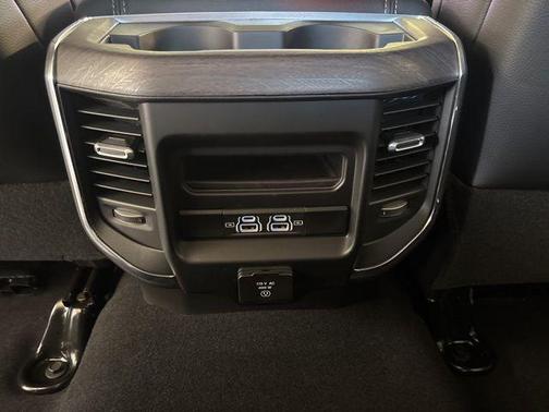 2025 RAM 2500 Laramie Crew Cab 4x4 6'4' Box