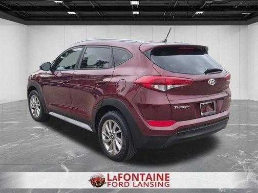 Ruby Wine 2017 Hyundai TUCSON SE