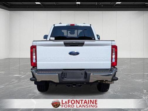 Oxford White 2026 Ford F-350 XL