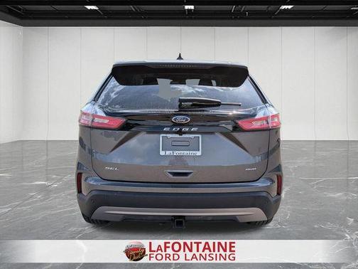 Gray Metallic 2022 Ford Edge SEL