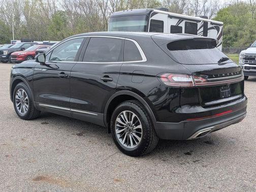 Black Metallic 2022 Lincoln Nautilus Standard