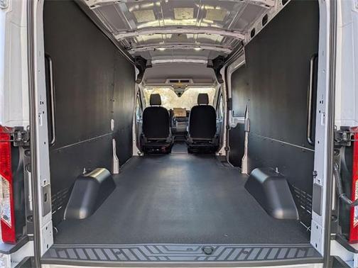 2026 Ford Transit-250 148 WB Medium Roof Cargo