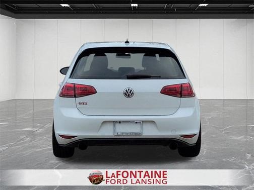 2016 Volkswagen Golf GTI S